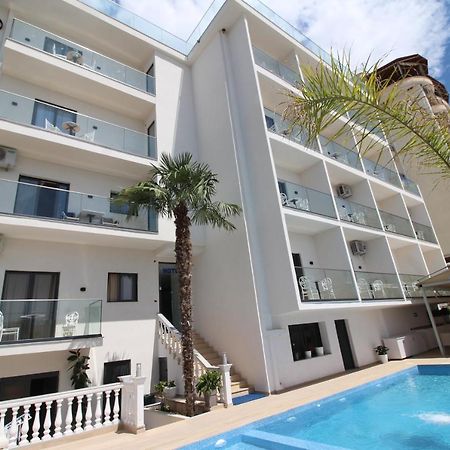 Julia Hotel Σαράντα Εξωτερικό φωτογραφία