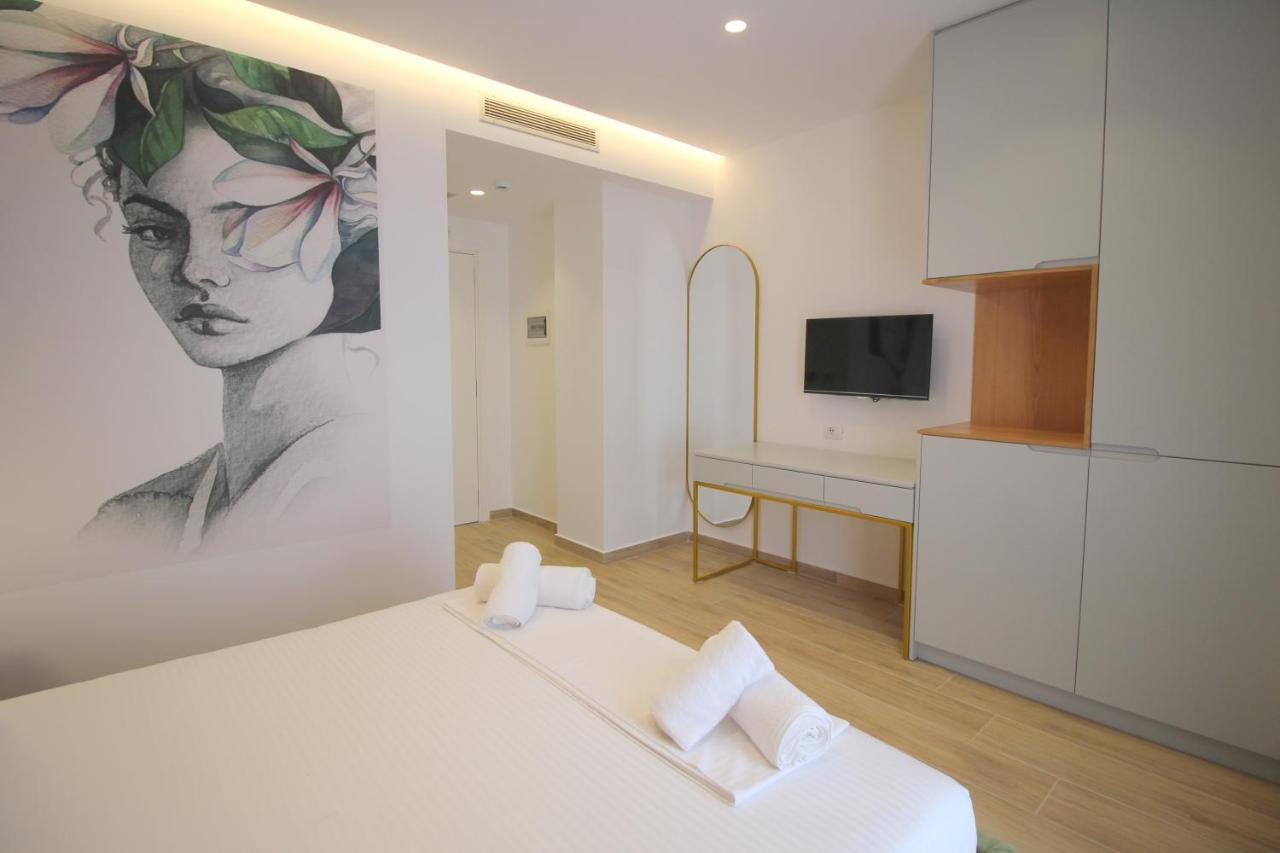 Julia Hotel Σαράντα Εξωτερικό φωτογραφία