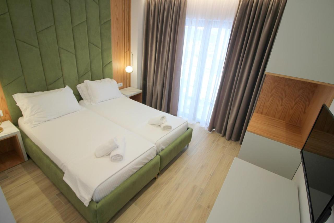 Julia Hotel Σαράντα Εξωτερικό φωτογραφία