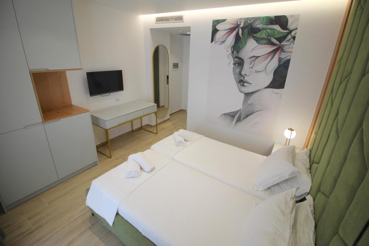 Julia Hotel Σαράντα Εξωτερικό φωτογραφία