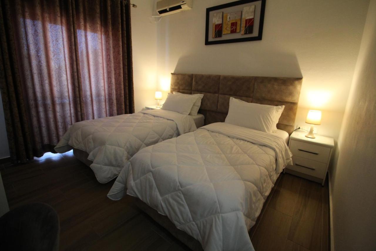 Julia Hotel Σαράντα Εξωτερικό φωτογραφία